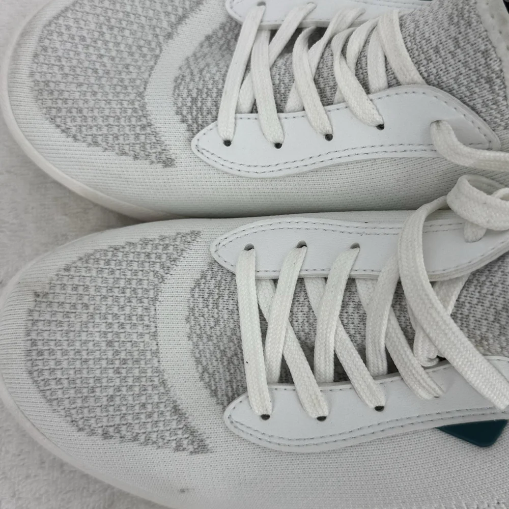 Vessi Womens Weekend Sneaker Size 9 Waterproof White Knit Casual Shoe Athletic